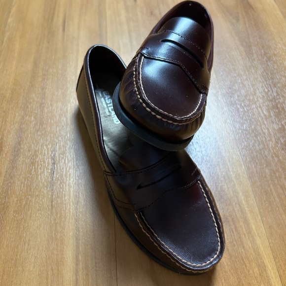 Eastland Women's Dark Brown Leather Moccasins Size 7W - Picture 5 of 16